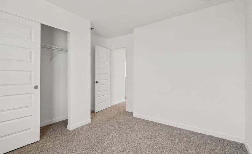10515BlaineStInt-7