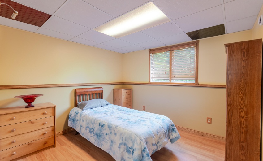 SON08915-HDR