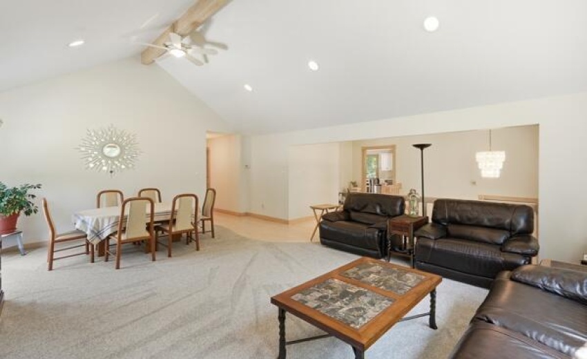 15465 Great room and dining