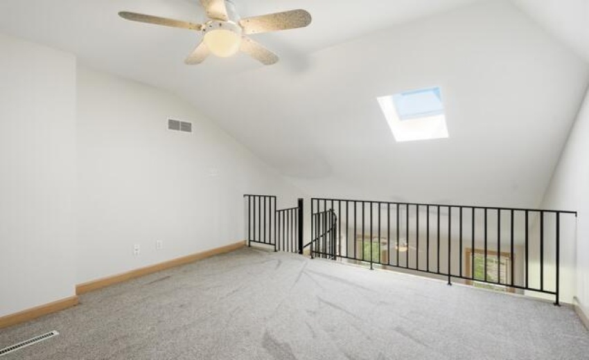 15465 Loft Sky light