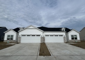 10407 Iowa Street, Crown Point, Indiana, 3 Bedrooms Bedrooms, 6 Rooms Rooms,2 BathroomsBathrooms,Residential,For Sale,Iowa,NRA842058