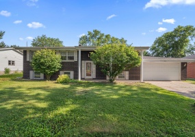 1810 93rd Place, Crown Point, Indiana, 4 Bedrooms Bedrooms, 10 Rooms Rooms,2 BathroomsBathrooms,Residential,For Sale,93rd,NRA842071