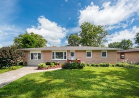 5398 Tulip Avenue, Portage, Indiana, 3 Bedrooms Bedrooms, 9 Rooms Rooms,2 BathroomsBathrooms,Residential,For Sale,Tulip,NRA842144 5398 Tulip Avenue, Portage, Indiana, 3 Bedrooms Bedrooms, 9 Rooms Rooms,2 BathroomsBathrooms,Residential,For Sale,Tulip,NRA842144