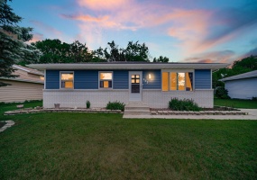 603 Aspen Street, Hebron, Indiana, 3 Bedrooms Bedrooms, 5 Rooms Rooms,1 BathroomBathrooms,Residential,For Sale,Aspen,NRA840766 603 Aspen Street, Hebron, Indiana, 3 Bedrooms Bedrooms, 5 Rooms Rooms,1 BathroomBathrooms,Residential,For Sale,Aspen,NRA840766