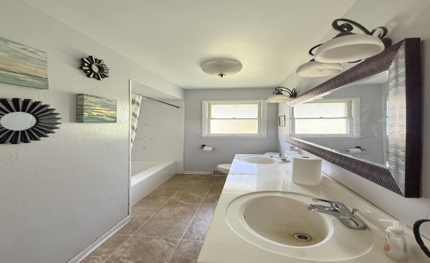 Double vanity Main Bath