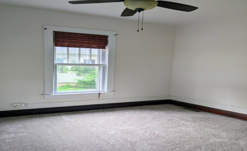 724 Garfield bed1