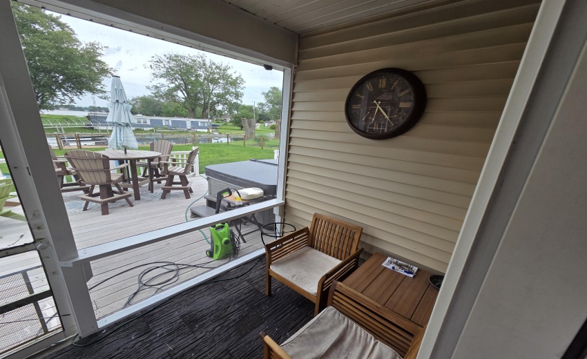 Screened porch
