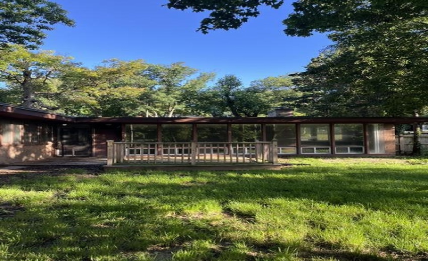 BACK VIEW DECK