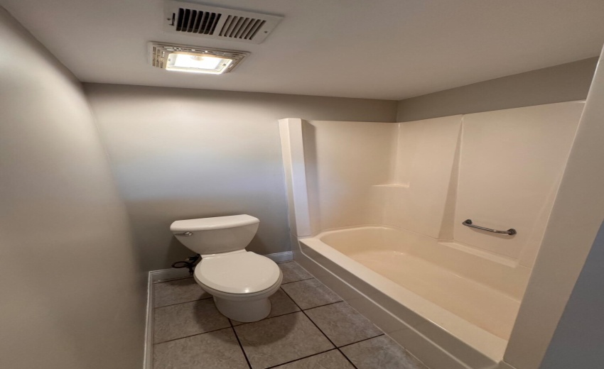 bathroom_view_3