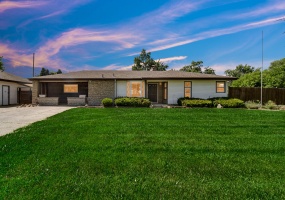 1213 River Drive, Munster, Indiana, 4 Bedrooms Bedrooms, 8 Rooms Rooms,2 BathroomsBathrooms,Residential,For Sale,River,NRA842281 1213 River Drive, Munster, Indiana, 4 Bedrooms Bedrooms, 8 Rooms Rooms,2 BathroomsBathrooms,Residential,For Sale,River,NRA842281