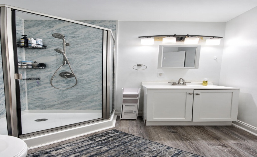 1838 master shower