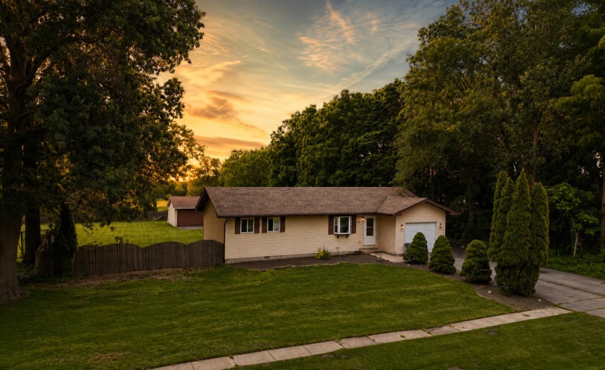 1838 sunset front view