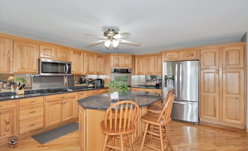 09-Kitchen