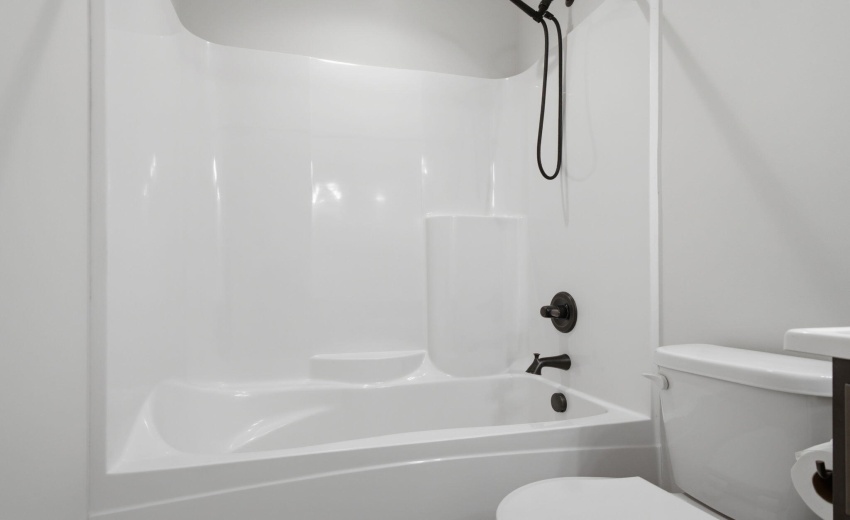 2nd Floor Bath 2