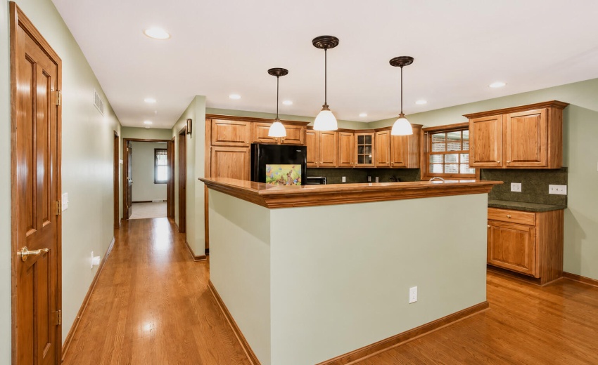 11 Kitchen and Hallway