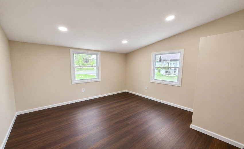 bedroom 1 whitcomb