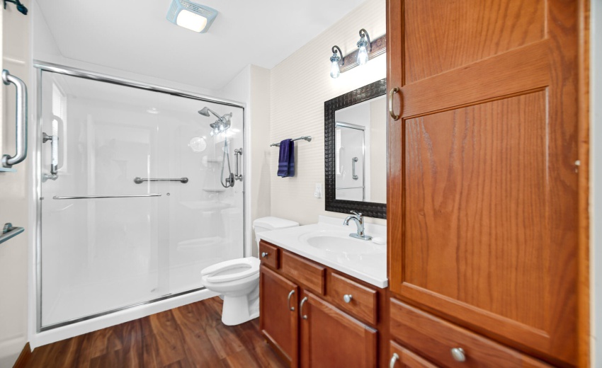 1220ENSUITE
