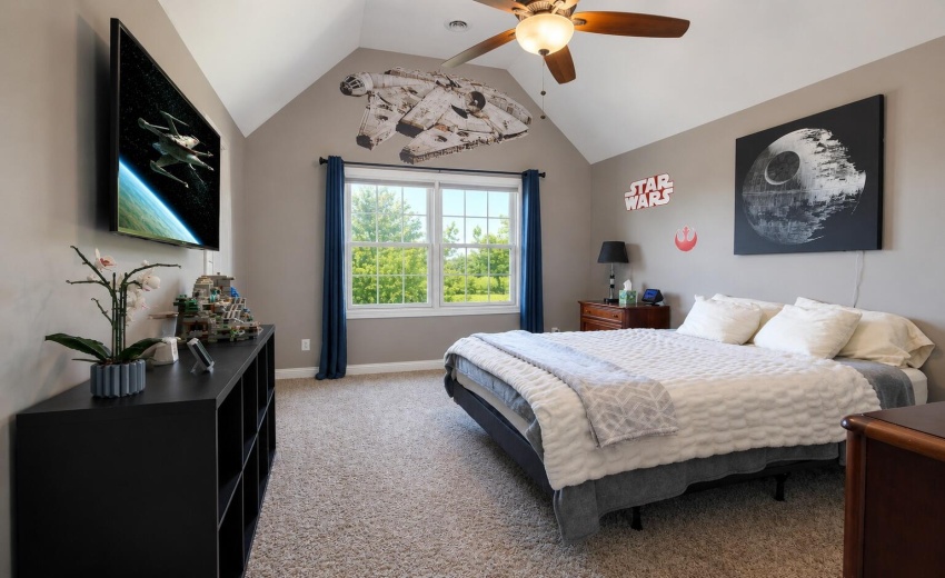 Kim - 9723 Elle Ave, St. John, IN 12