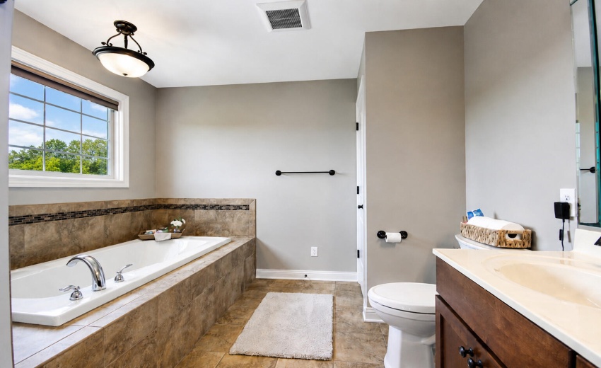 Kim - 9723 Elle Ave, St. John, IN 13