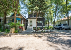 5631 Alice Avenue, Hammond, Indiana, 3 Bedrooms Bedrooms, 3 Rooms Rooms,1 BathroomBathrooms,Residential,For Sale,Alice,NRA842370 5631 Alice Avenue, Hammond, Indiana, 3 Bedrooms Bedrooms, 3 Rooms Rooms,1 BathroomBathrooms,Residential,For Sale,Alice,NRA842370