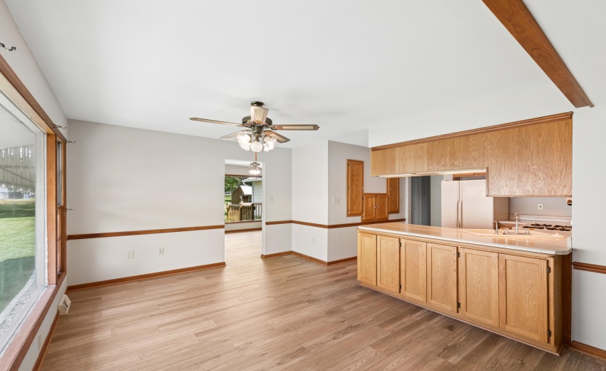 06-Dining Area