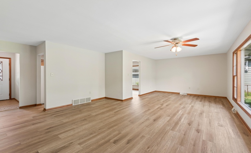 03-Living Room