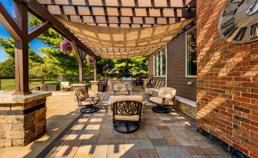16 Patio_Pergola_Enhanced