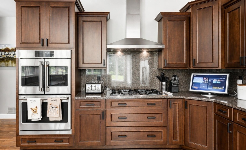 30 a_bright_modern_well_lit_kitchen_inte