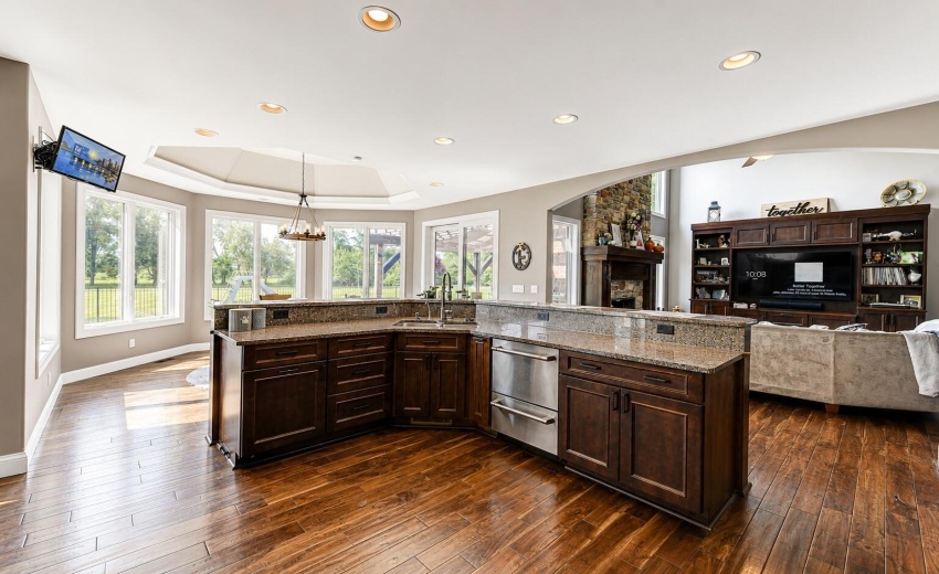 28 Kitchen_to_Living_Room_Edited