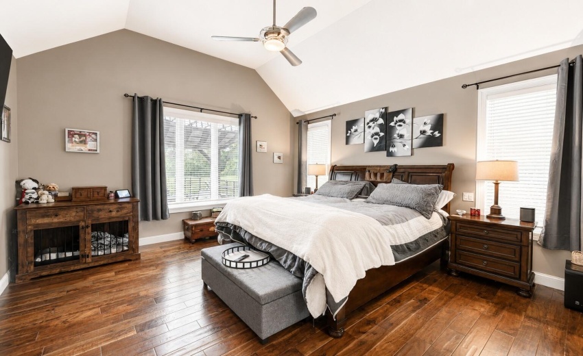 43 Master Bed