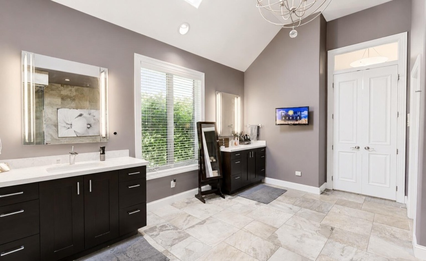 47 Master Bath