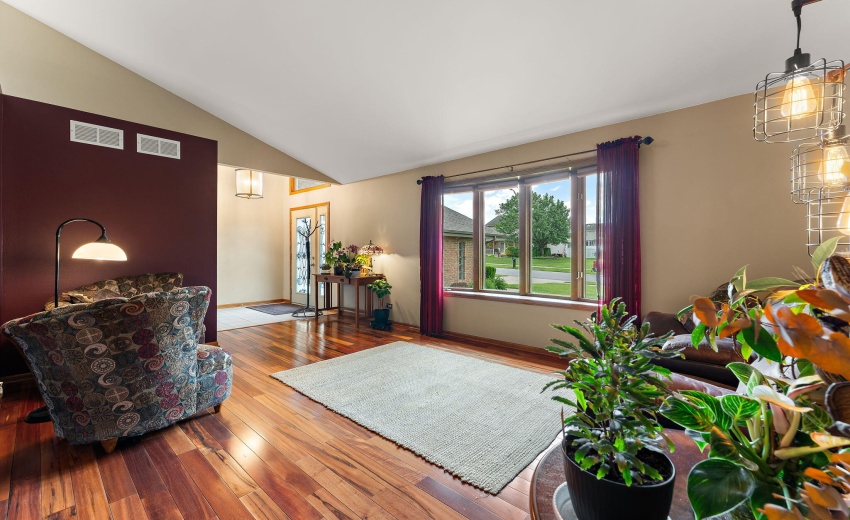 6-web-or-mls-DSC08371