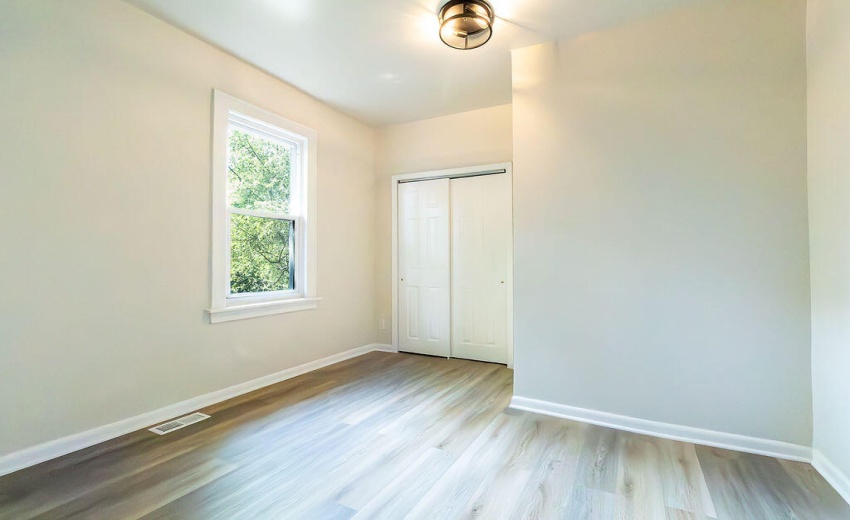1014W.19thAve.Updated(MLS)