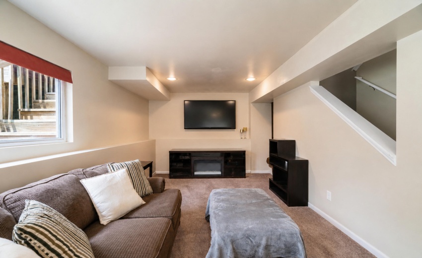 12769 Ellsworth (17)