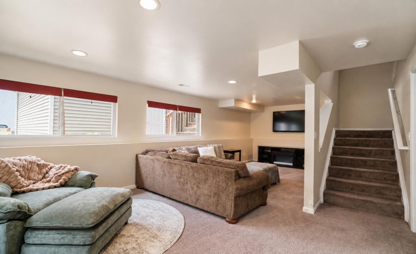 12769 Ellsworth (20)