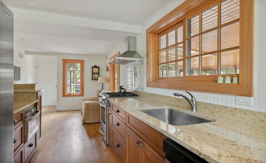 08_14Powhatan_177001_Kitchen_HiRes