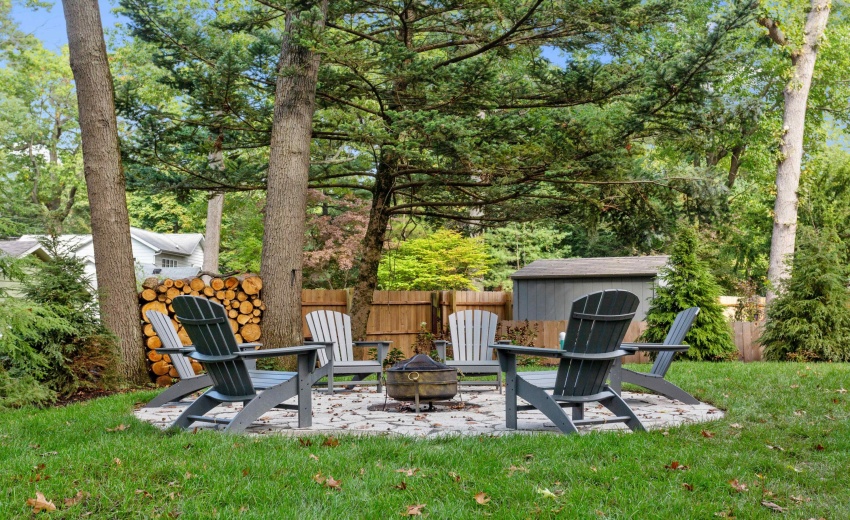 26_14PowhatanDr_26001_BackYard_HiRes