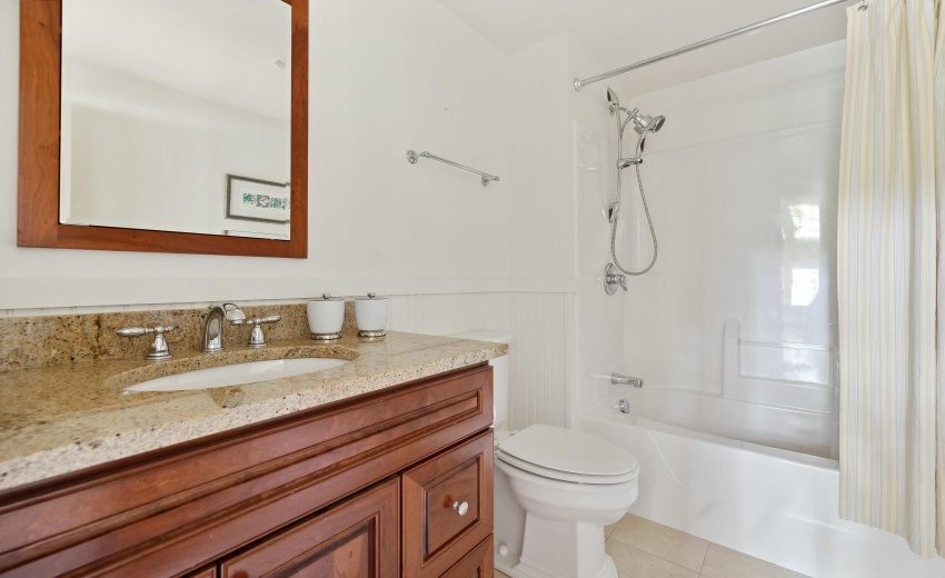 19_14Powhatan_8_Bathroom_HiRes