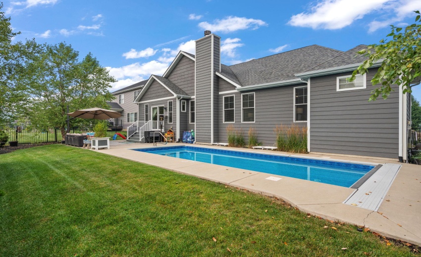 Backyard Pool