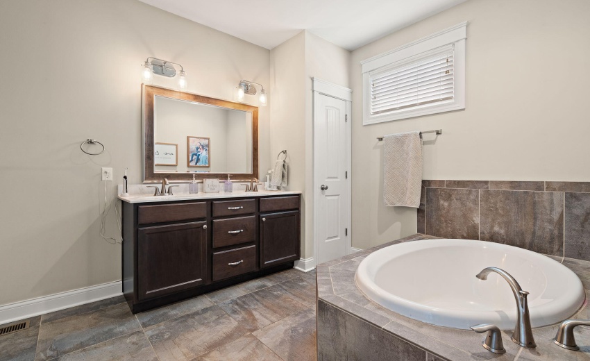 Master Bath