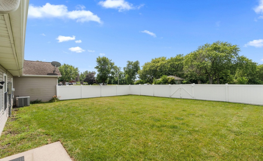 35-web-or-mls-34-web-or-mls-DSC09222