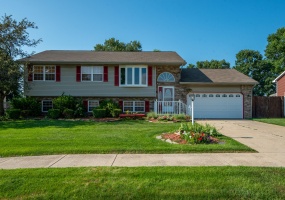 6320 Savannah Avenue, Portage, Indiana, 5 Bedrooms Bedrooms, 11 Rooms Rooms,3 BathroomsBathrooms,Residential,For Sale,Savannah,NRA841956 6320 Savannah Avenue, Portage, Indiana, 5 Bedrooms Bedrooms, 11 Rooms Rooms,3 BathroomsBathrooms,Residential,For Sale,Savannah,NRA841956