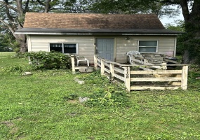 23707 Tyler Street, Lowell, Indiana, 2 Bedrooms Bedrooms, 5 Rooms Rooms,1 BathroomBathrooms,Residential,For Sale,Tyler,NRA842633