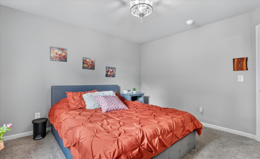 25-712-Gentry-Ln-WindowStill-Photography