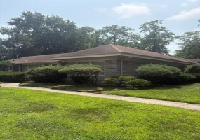7403 Woodmar Avenue, Hammond, Indiana, 2 Bedrooms Bedrooms, 6 Rooms Rooms,3 BathroomsBathrooms,Residential,For Sale,Woodmar,NRA842671