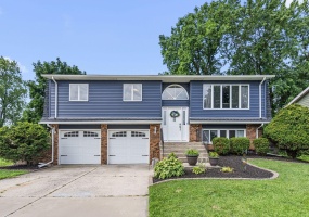 5025 88th Court, Crown Point, Indiana, 3 Bedrooms Bedrooms, 7 Rooms Rooms,2 BathroomsBathrooms,Residential,For Sale,88th,NRA842676
