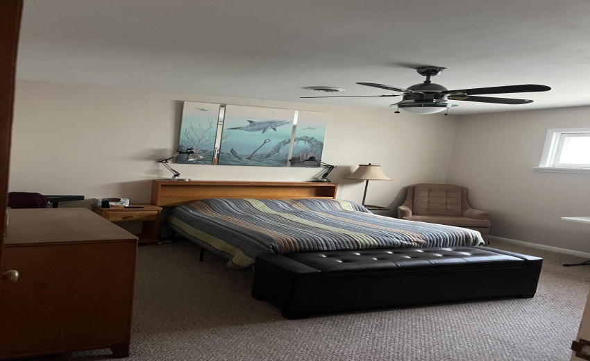 Main upper Master Bedroom