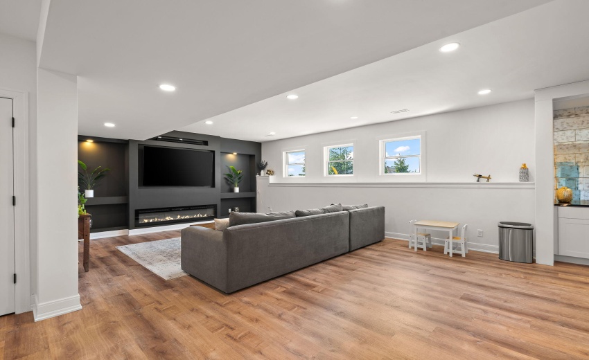 13431 Redbud Dr.