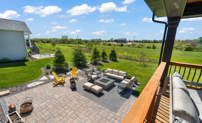 13431 Redbud Dr.