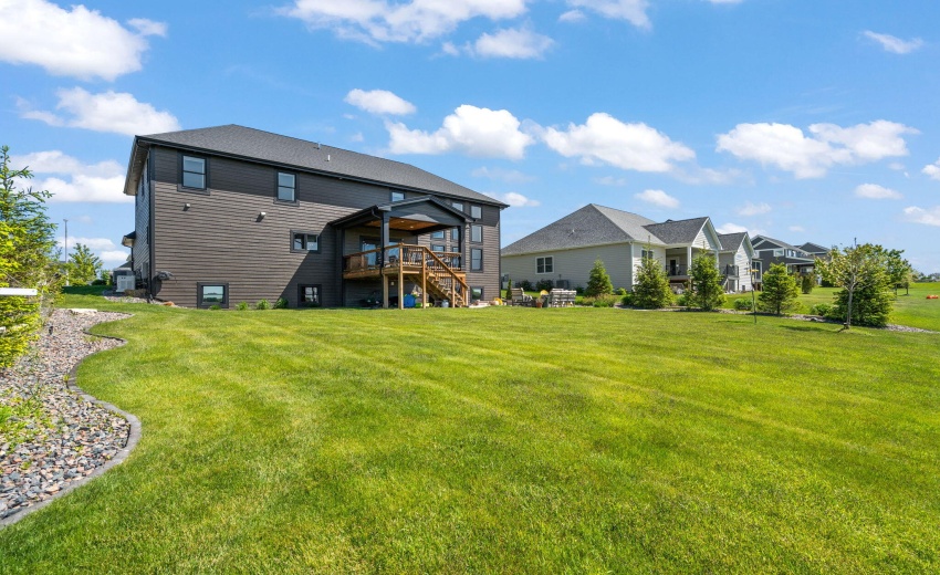 13431 Redbud Dr.